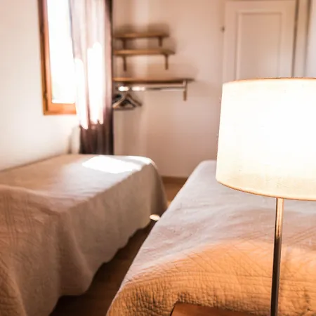 L'aurore Du Hotel Sévrier