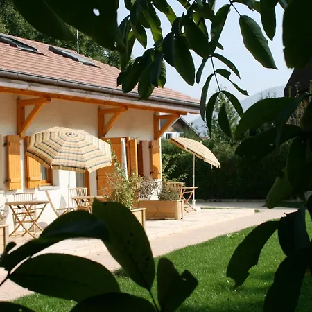 L'aurore Du Lac 3*