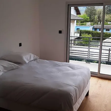 L'aurore Du Hotel Sévrier