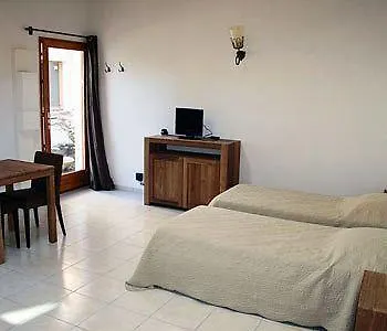 L'aurore Du Lac Hotel 3*