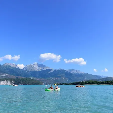 L'aurore Du Lac